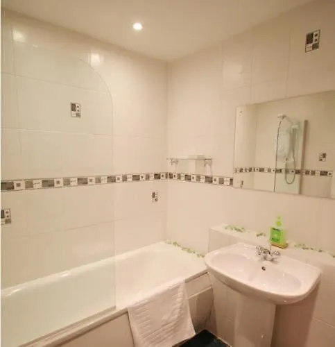 אדינבורו Apartments Royal