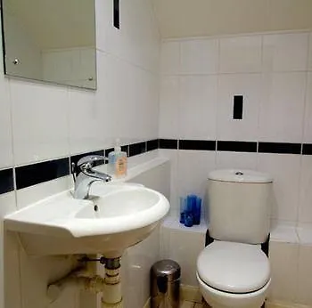 אדינבורו Apartments Royal